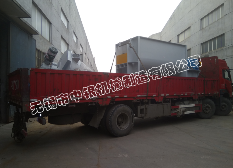 雙螺旋錐形混合機(jī)發(fā)往福建泉州